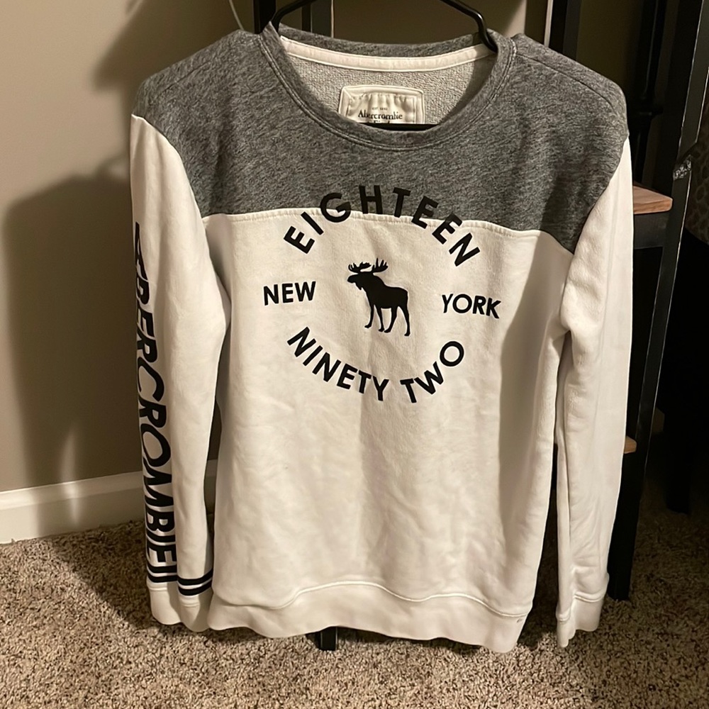 abercrombie crewneck